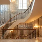 A Comparison Of Different Materials When Selecting Wall Paper Online